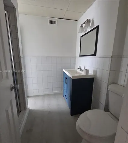 1104 W 44th Street Hialeah FL 33012