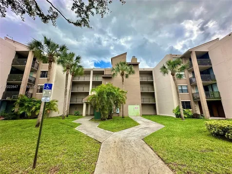 3561 SW 117 Avenue Miami FL 33175