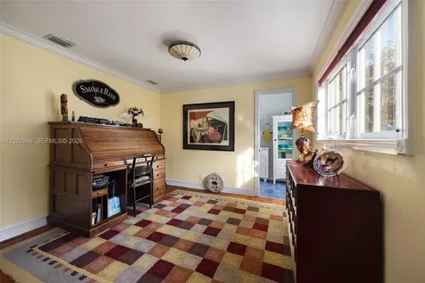 7290 SW 77th Terrace Miami FL 33143