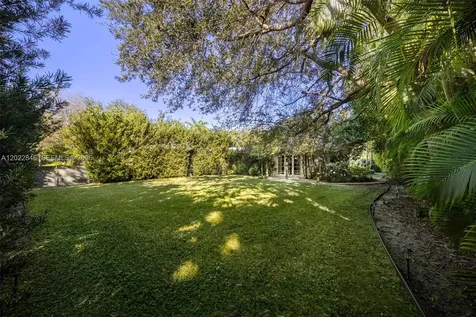 7290 SW 77th Terrace Miami FL 33143