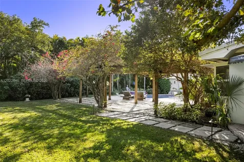 7290 SW 77th Terrace Miami FL 33143