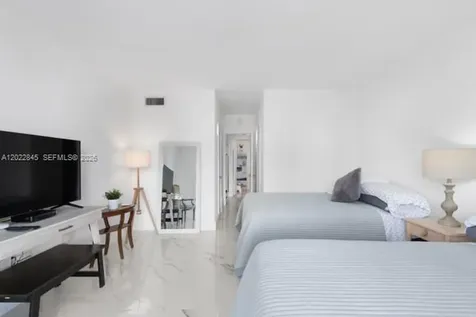 19390 Collins Avenue Sunny Isles Beach FL 33160