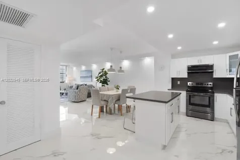 19390 Collins Avenue Sunny Isles Beach FL 33160