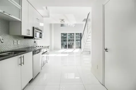 60 SW 13th Street Miami FL 33130