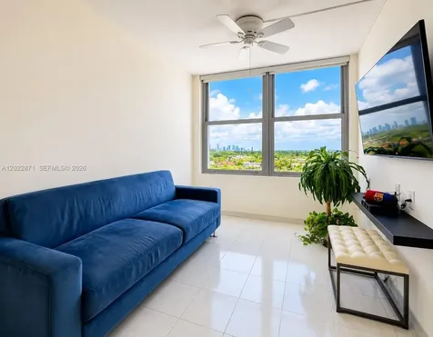2899 Collins Avenue Miami Beach FL 33140