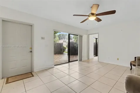 1530 W Harmony Lake Circle Davie FL 33324