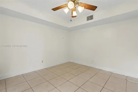 1530 W Harmony Lake Circle Davie FL 33324