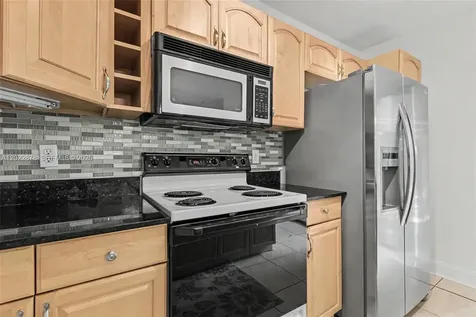 1530 W Harmony Lake Circle Davie FL 33324