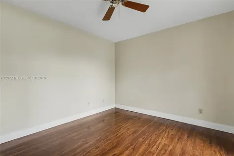 1530 W Harmony Lake Circle Davie FL 33324