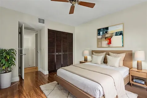 1530 W Harmony Lake Circle Davie FL 33324