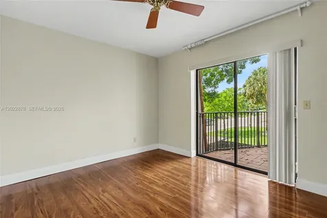 1530 W Harmony Lake Circle Davie FL 33324