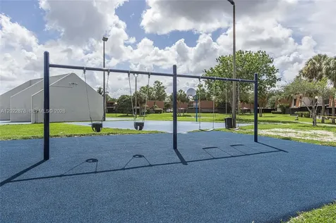 1530 W Harmony Lake Circle Davie FL 33324