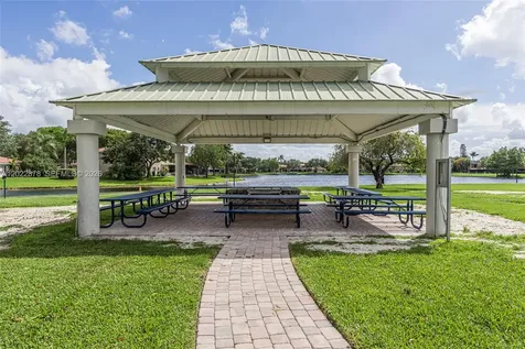 1530 W Harmony Lake Circle Davie FL 33324