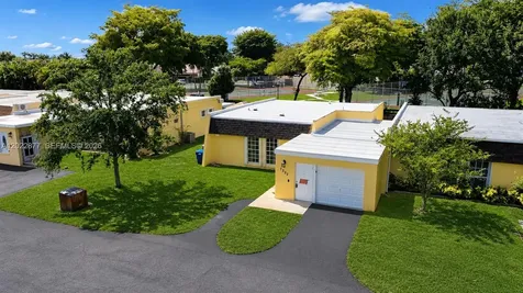 7332 Bay Hill Drive Hialeah FL 33015