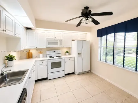 1200 SW 125th Avenue Pembroke Pines FL 33027