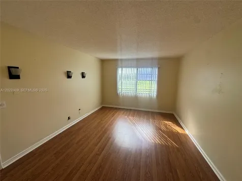 1200 SW 125th Avenue Pembroke Pines FL 33027