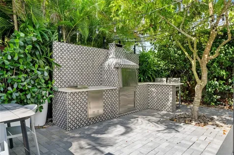 7632 SW 96th Court Miami FL 33173