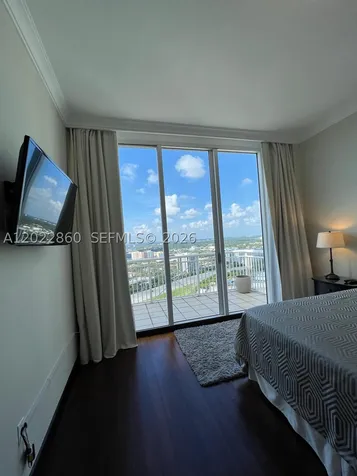 19501 W Country Club Drive Aventura FL 33180