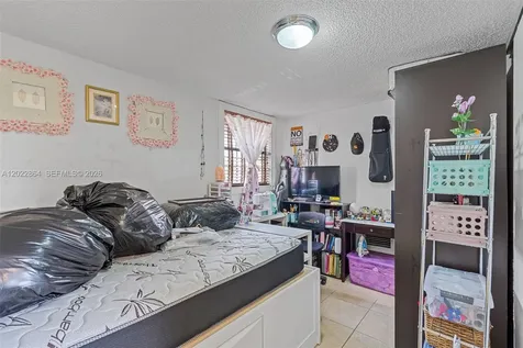 12927 SW 88th Lane Miami FL 33186