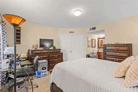 12927 SW 88th Lane Miami FL 33186