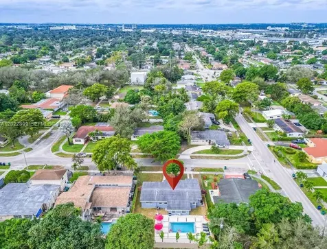 17621 NE 7th Avenue Miami FL 33162