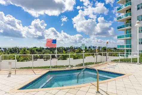 7910 Harbor Island Drive North Bay Village FL 33141