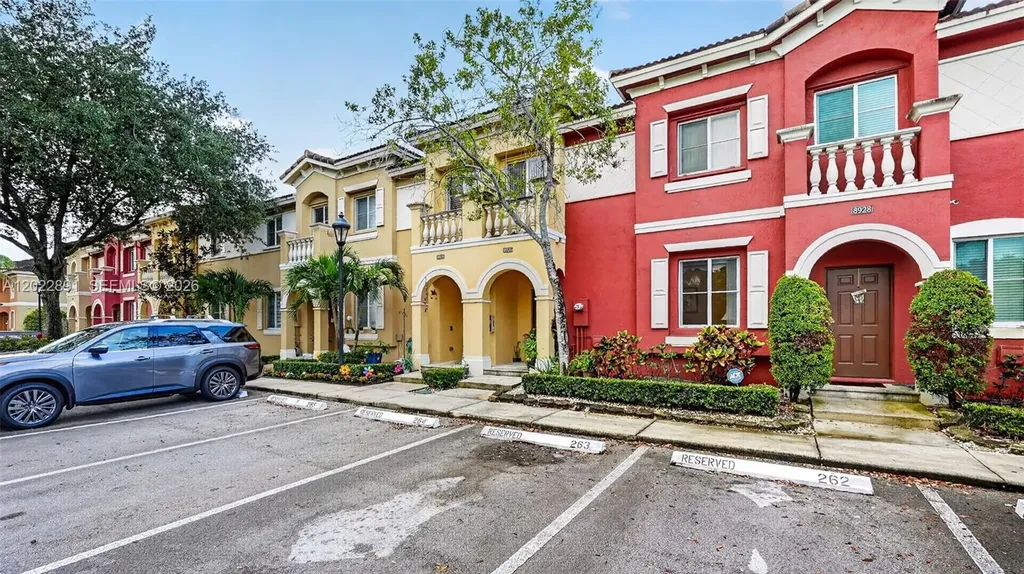 8926 SW 19th Street Miramar FL 33025