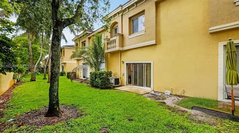 8926 SW 19th Street Miramar FL 33025