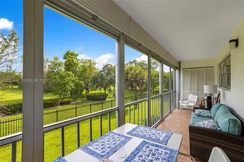 950 Hillcrest Drive Hollywood FL 33021