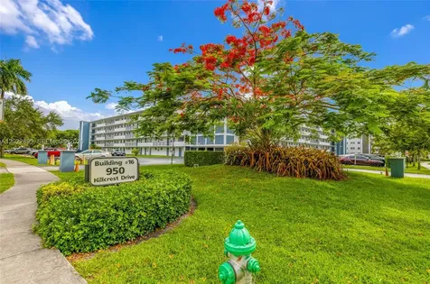 950 Hillcrest Drive Hollywood FL 33021