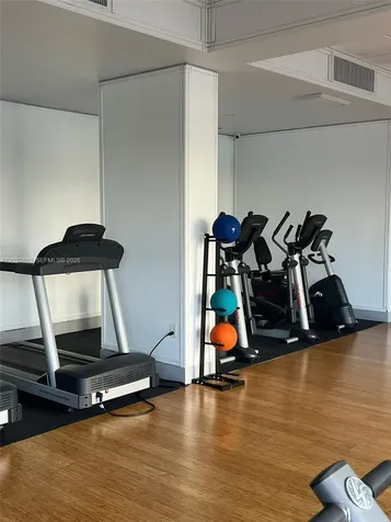 2851 NE 183rd Street Aventura FL 33160
