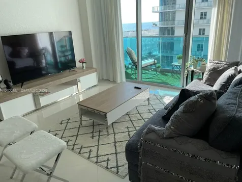 4001 S Ocean Drive Hollywood FL 33019