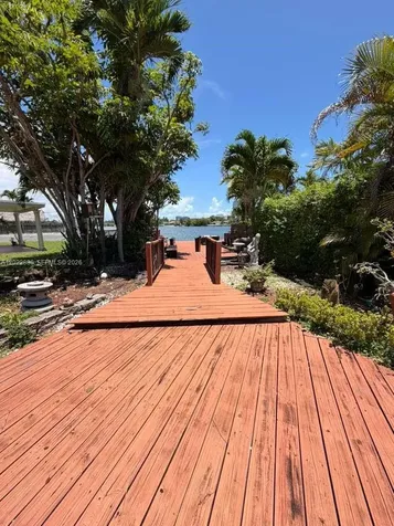 20921 NE 24th Court Miami FL 33180
