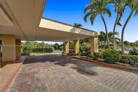 880 NE 69th Street Miami FL 33138