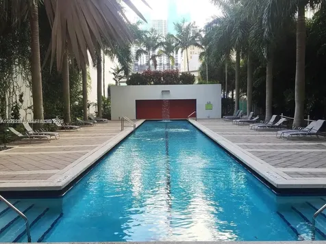 133 NE 2nd Avenue Miami FL 33132