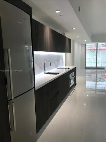 851 NE 1st Avenue Miami FL 33132