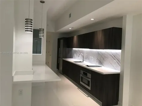 851 NE 1st Avenue Miami FL 33132