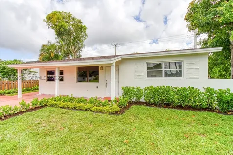 7401 Raleigh Street Hollywood FL 33024