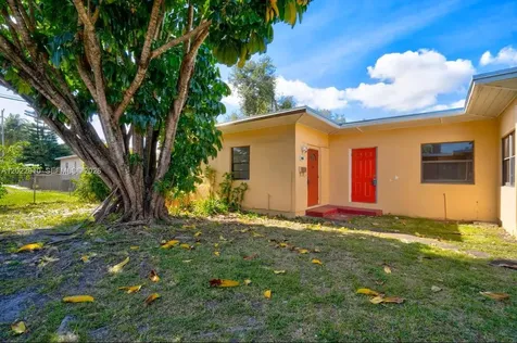 224 NE 111th Street Miami FL 33161