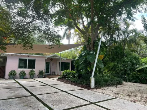 6851 SW 77th Terrace South Miami FL 33143
