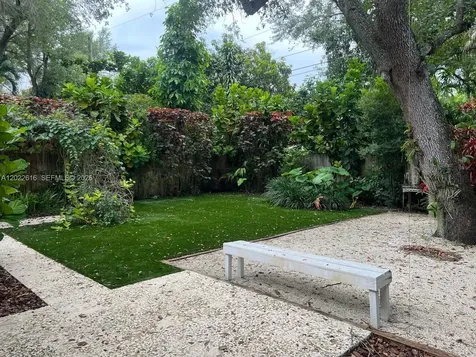 6851 SW 77th Terrace South Miami FL 33143