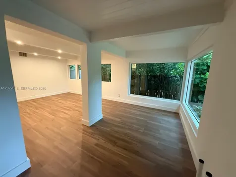 6851 SW 77th Terrace South Miami FL 33143