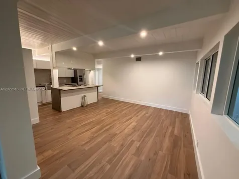 6851 SW 77th Terrace South Miami FL 33143
