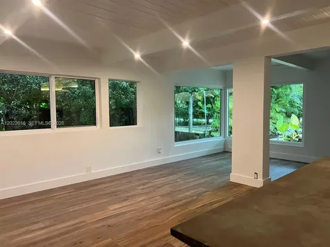 6851 SW 77th Terrace South Miami FL 33143
