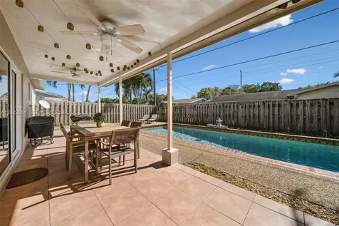 9650 NW 24th Street Sunrise FL 33322