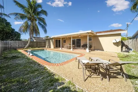 9650 NW 24th Street Sunrise FL 33322
