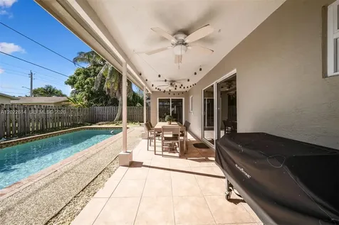 9650 NW 24th Street Sunrise FL 33322