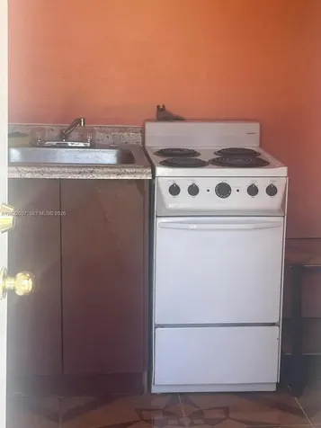 115 NW 193rd Street Miami FL 33169