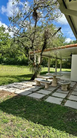 6801 SW 102nd Avenue Miami FL 33173