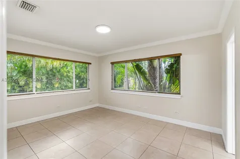 6801 SW 102nd Avenue Miami FL 33173